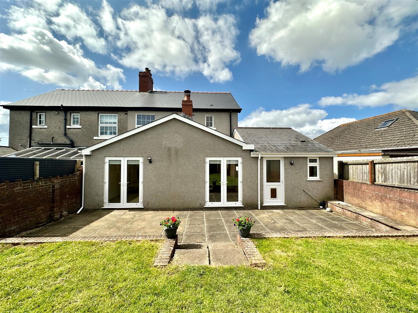 Watts & West Road, Nottage, Porthcawl, Bridgend County Borough, CF36 3SN